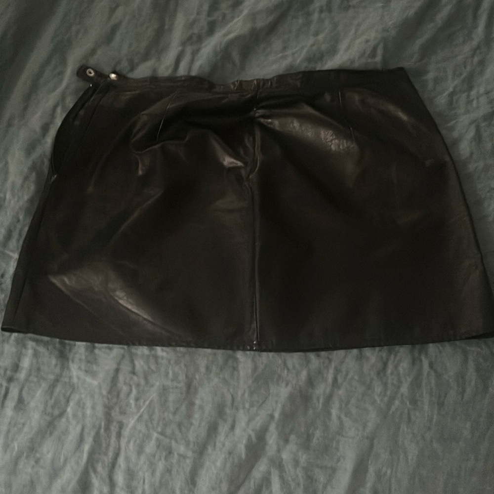 Nice leather mini